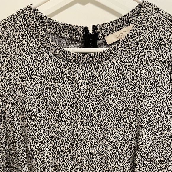 NWT LOFT Leopard Jacquard Midi Dress with slit Size 10 Petite Black White - Picture 7 of 15